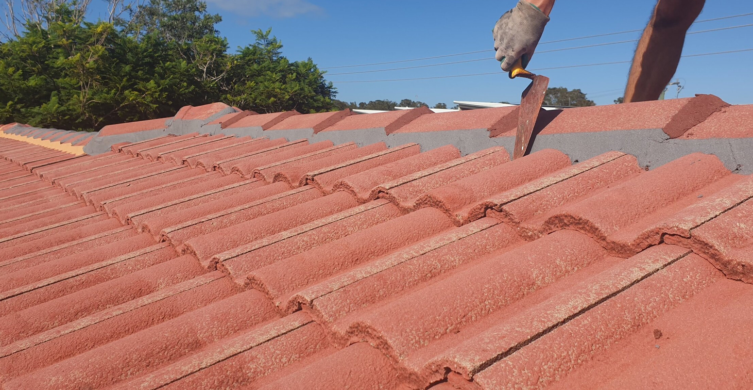 proffessional roof repointing and rebedding 